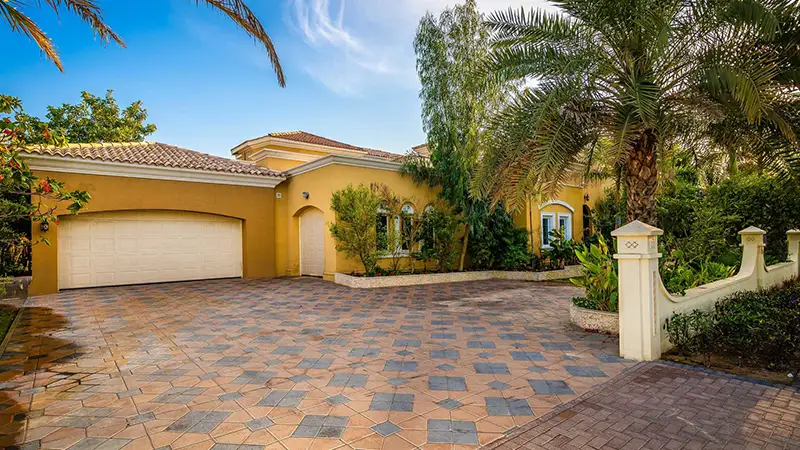 Golf Homes